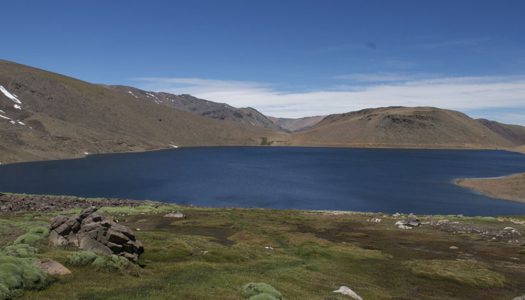 Lagos andinos de Chile pierden hasta un cuarto de sus aguas por megasequía